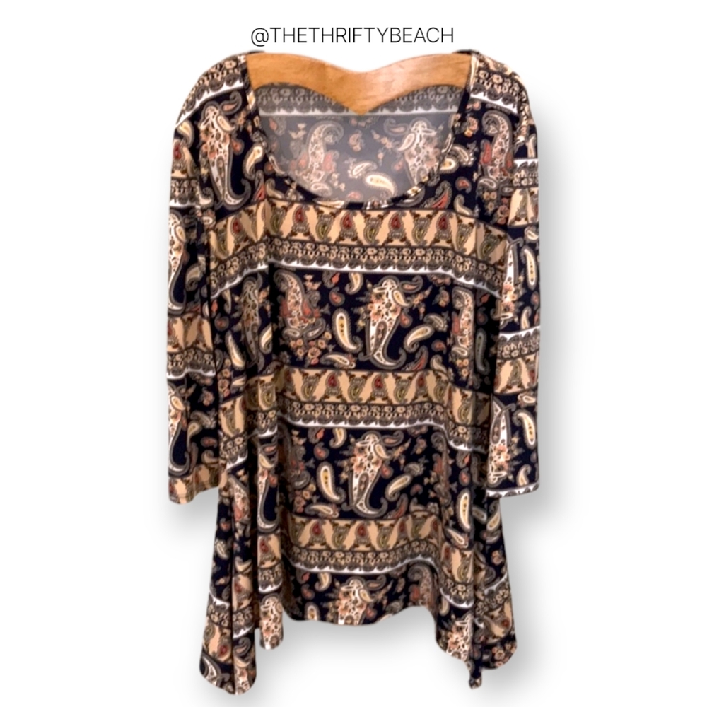 Wilde Paisley Pattern Top